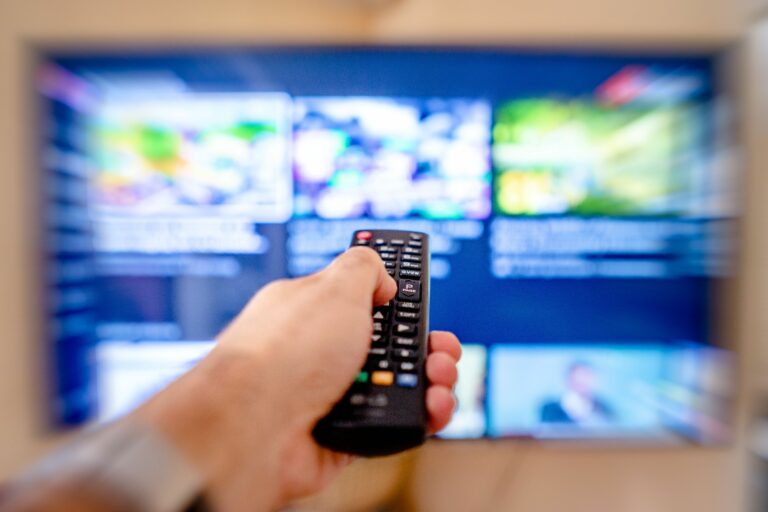 TNT et HbbTV : à l’Arcom, on y croit encore