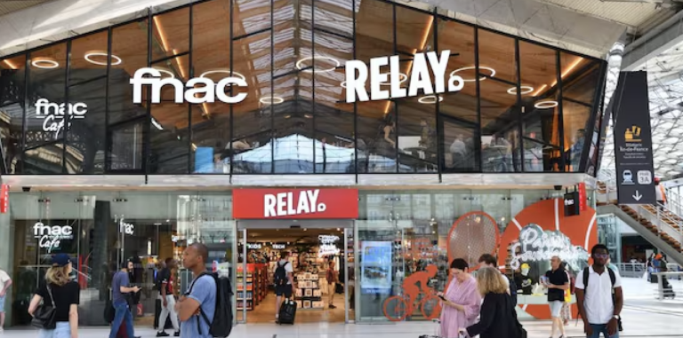 Bolloré contrôle aussi la Fnac !